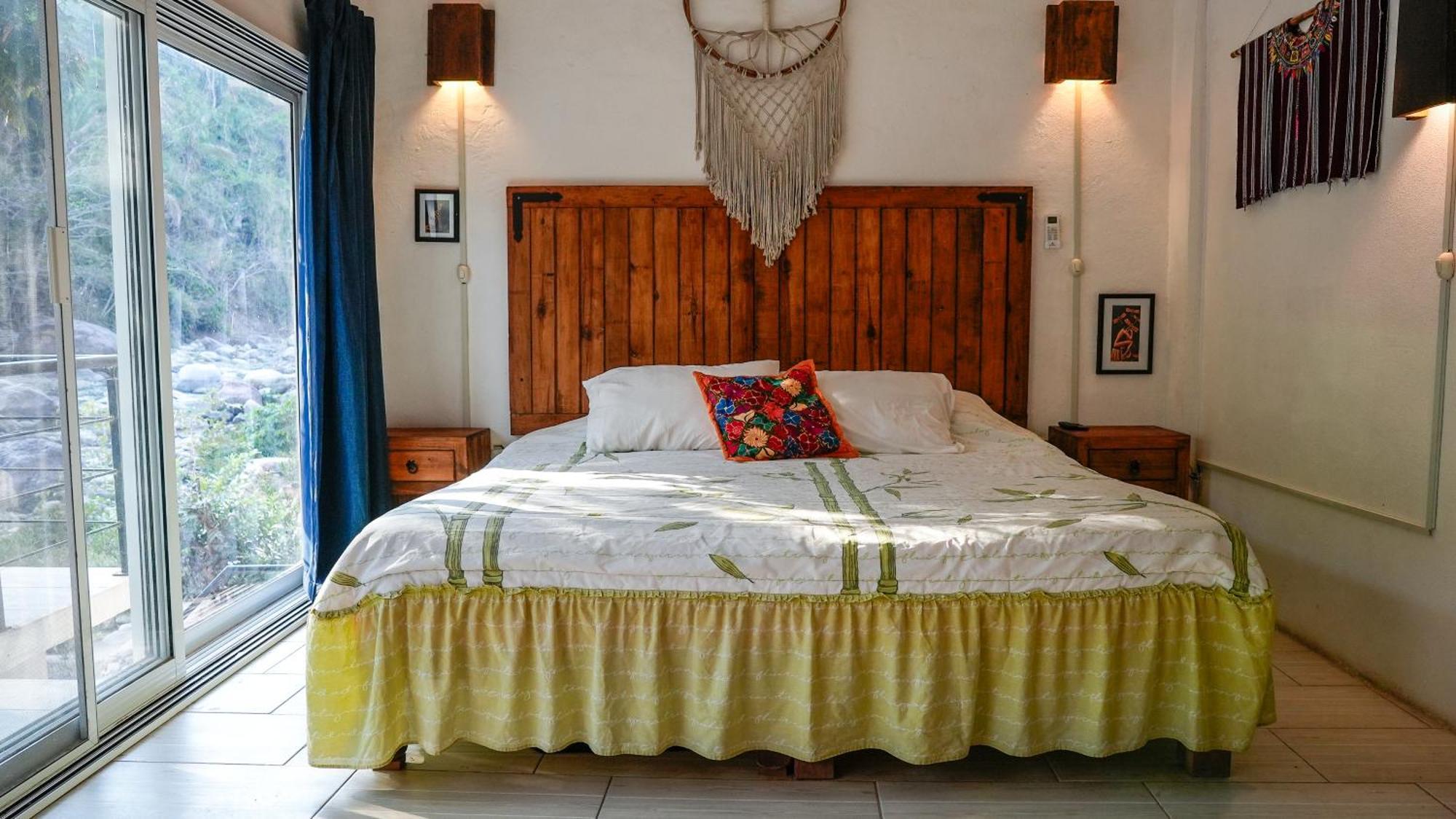 Casa Rio Cuale And River Retreat 푸에르토 발라타 외부 사진